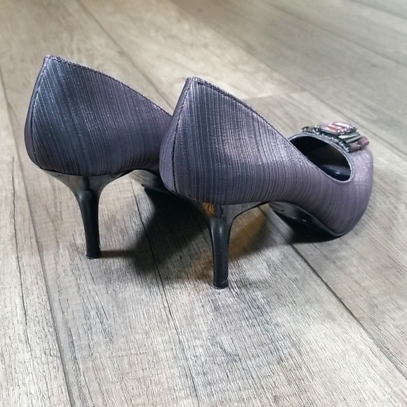 Nine West Women's Heels Size 7M Destynee Jewelled - Picture 4 of 8